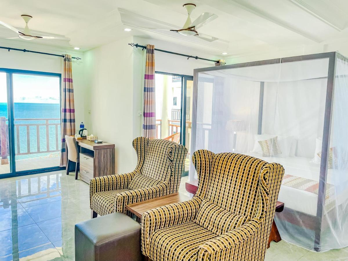 סרקונדה Majula Boutique Hotel מראה חיצוני תמונה
