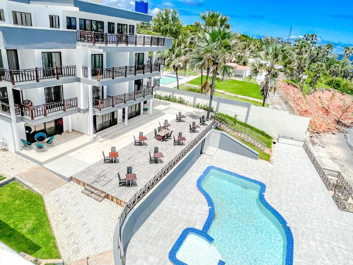 סרקונדה Majula Boutique Hotel מראה חיצוני תמונה